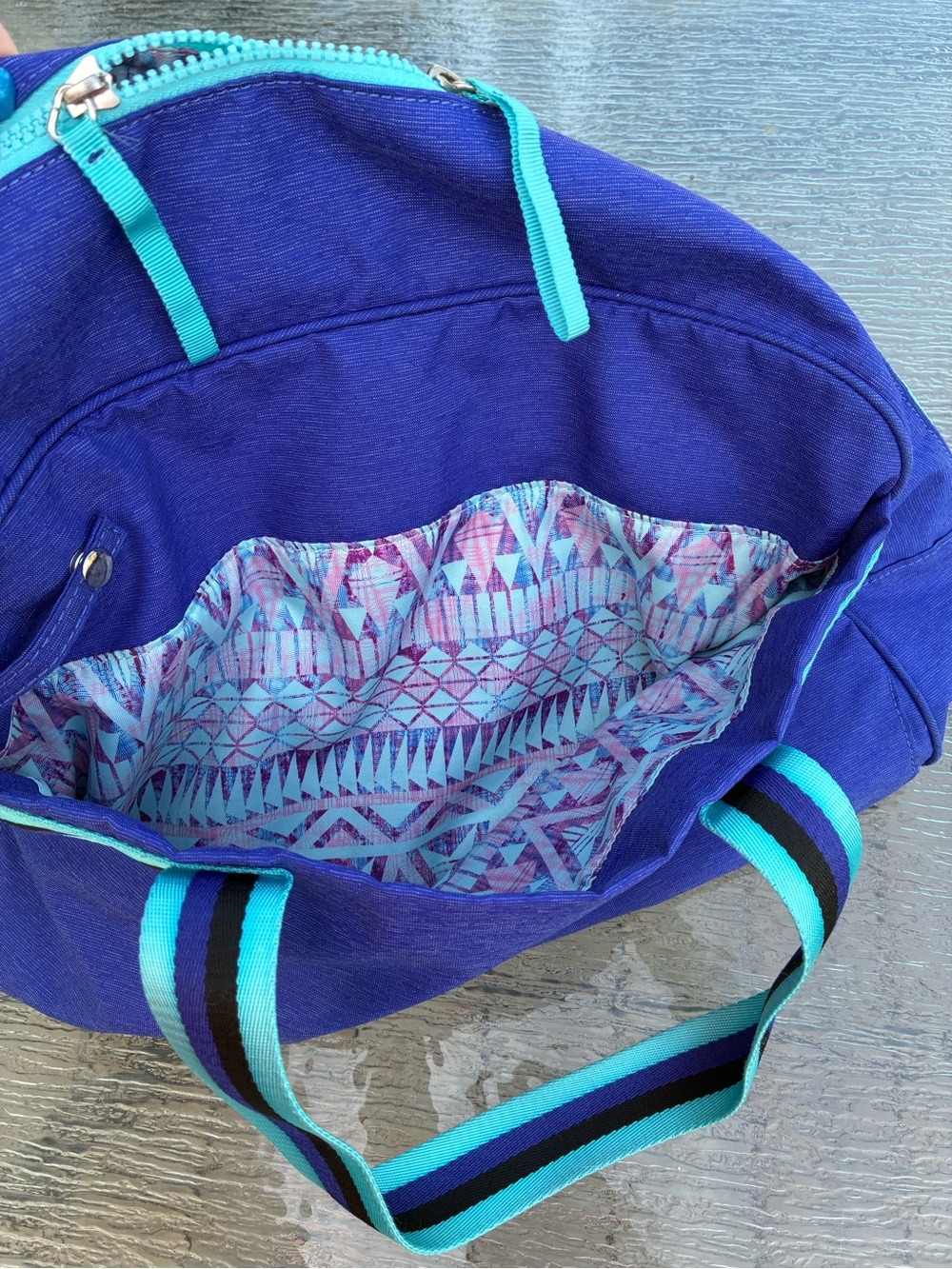 Ivivva By Lululemon Royal Blue "In The Game" Duffle Gym Overnight Weekender Bag - Picture 10 of 16